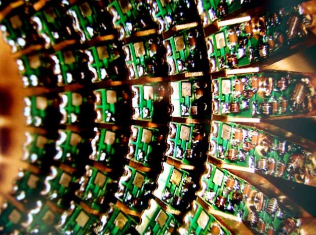 光量子计算：态空间维数提高百亿倍