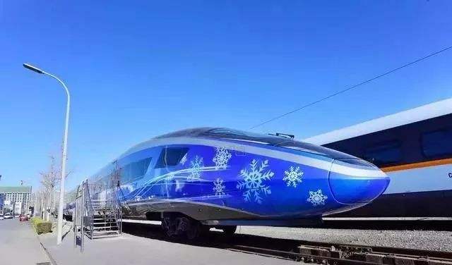 京张高铁开通运营  将为2022北京冬奥会提供服务