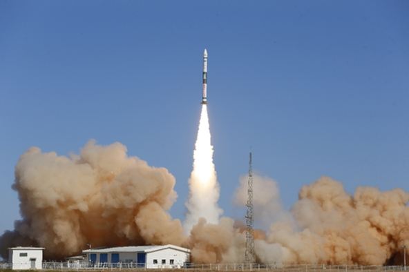 行云二号01／02星成功发射