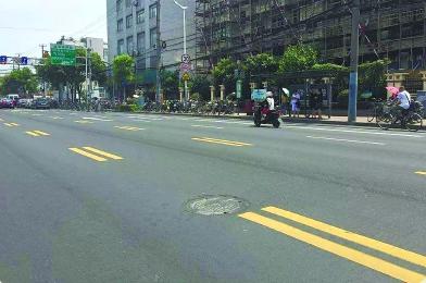 道路管理部门积极推进井盖“托底”管理机制