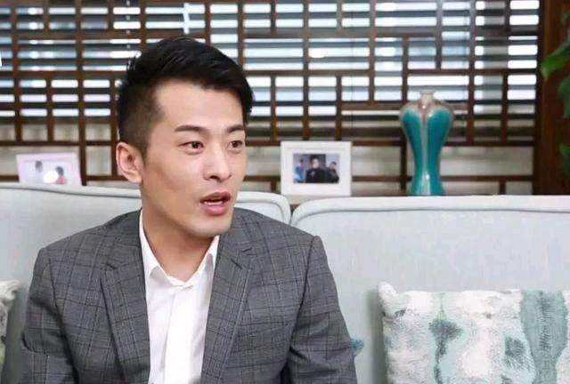 带货糖水燕窝陷入争议的网红辛巴再度出现在直播间