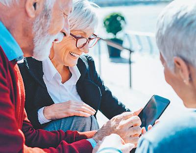 科技赋能，让老年人乐享数字生活