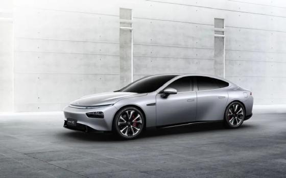 小鹏汽车完成港股双重主要上市