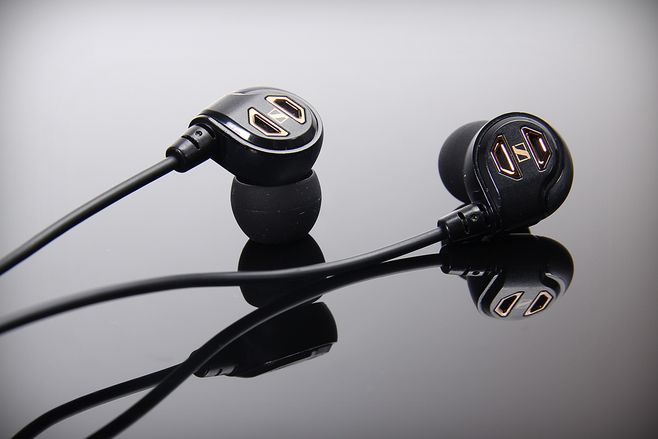 五成降噪耳机不达标 存在损伤听力风险