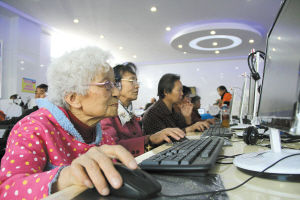 每个“网瘾”老人心里都住着焦虑与寂寞