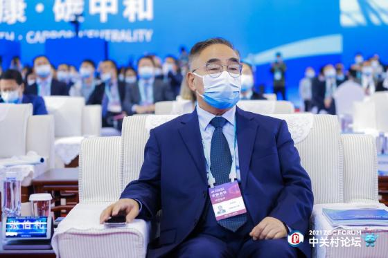 ?柔宇科技RoMeeting惊艳中关村论坛 成为高科技会议的“必备品”