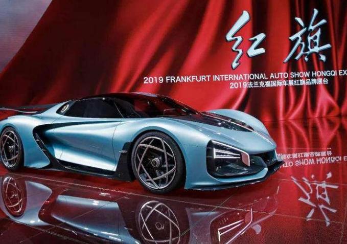 中国新能源汽车产销量领跑全球