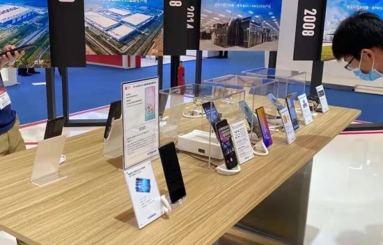 今年全球智能手机出货预期下调至13.1亿部，明年将恢复增长