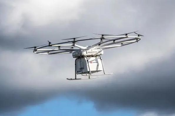 Volocopter四座无人飞机完成首次飞行