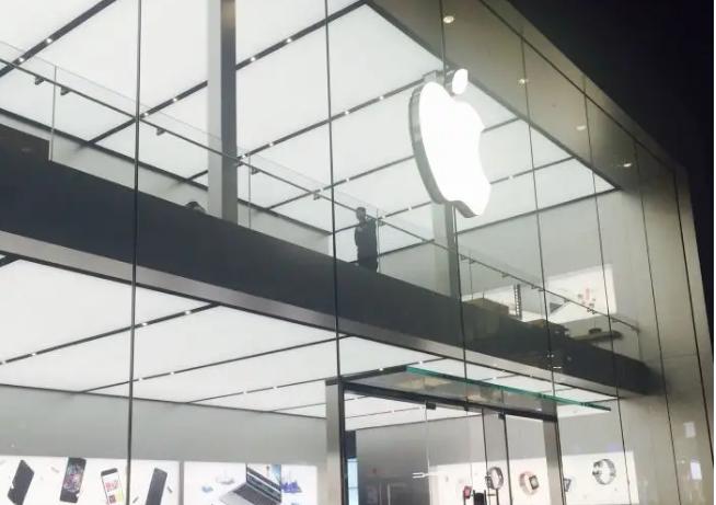 Apple Store提供StudioDisplay维修服务 不需要换新