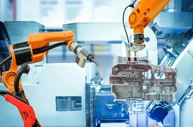 制造业实力进一步壮大，信息通信实现迭代跨越