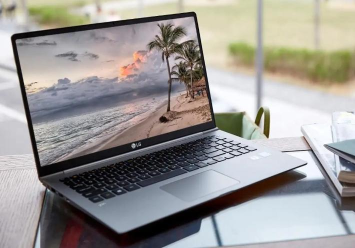 IDC：二季度全球PC出货量下降15.3%