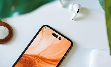 受消费者削减开支影响，全球智能手机市场下跌9%