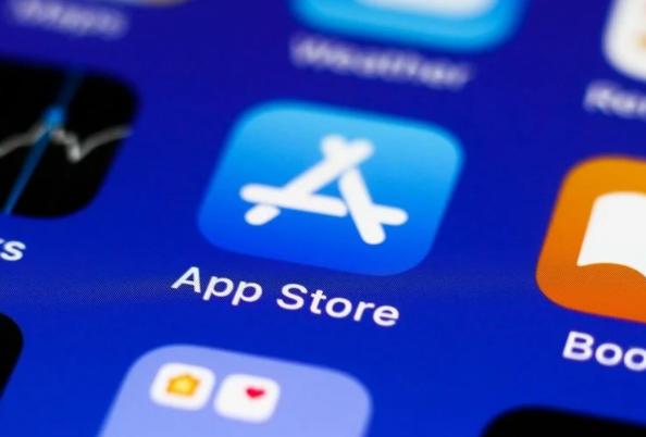 受欧盟法律逼迫 苹果将允许外部应用商店登陆iPhone