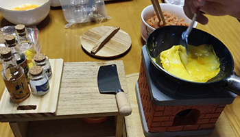 “迷你厨房”安全隐患多 儿童厨房“真煮”厨具亟待建立相关标准