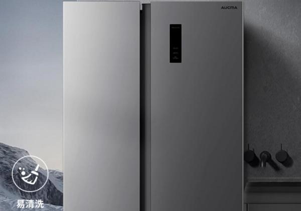 简雅银河灰高端大气，澳柯玛对开门冰箱受青睐