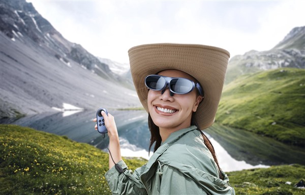 9月全球首款经谷歌认证的AR版便携式安卓TV正式开售