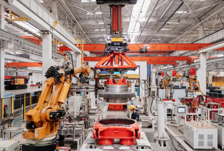 数字化赋能 “灯塔工厂”照亮家电制造