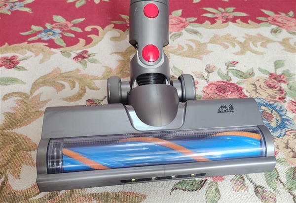 小狗T11 Pure无线吸尘器评测：匠心设计，轻松hold住家居清洁