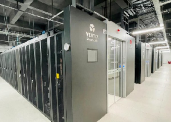 维谛技术（Vertiv）:“AI+综合节能改造”重构基础设施热管理系统