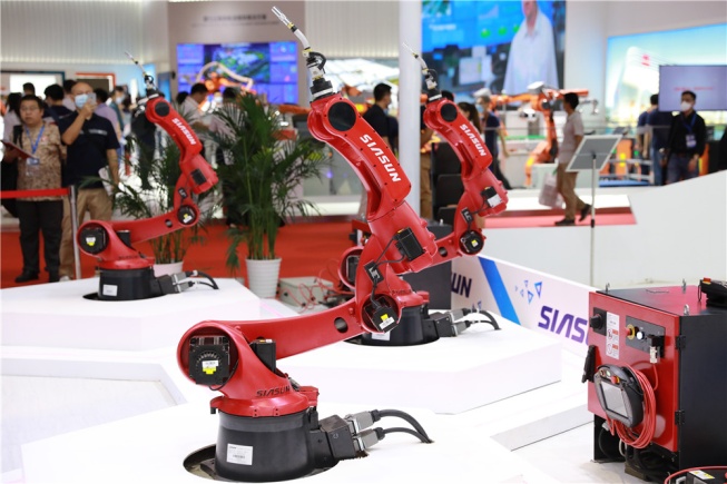 引领制造业转型升级的“头雁”