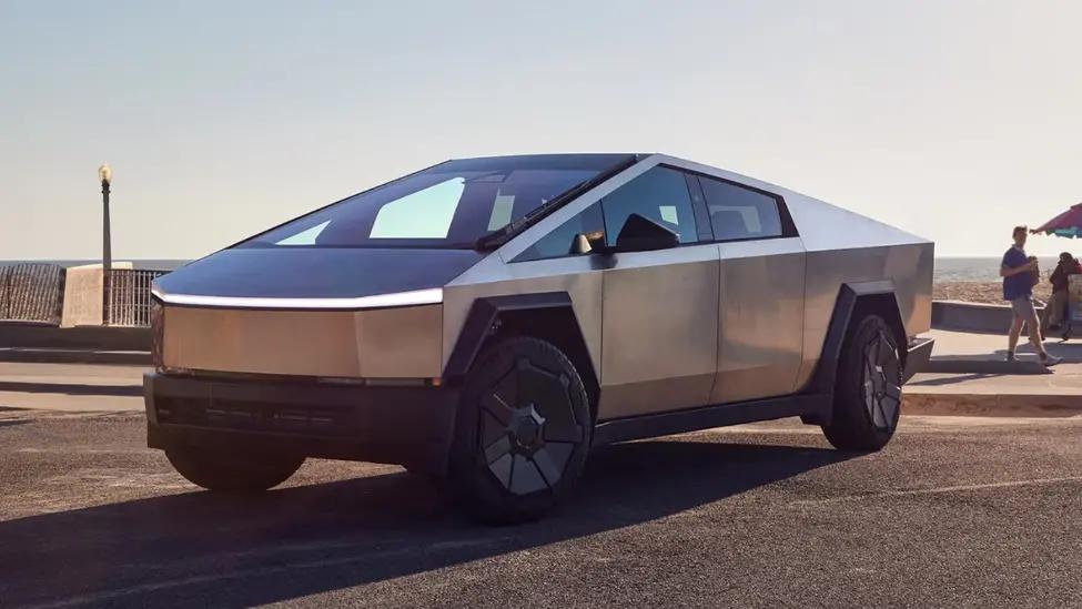 特斯拉开始推送FSD v12.5.1 首先更新的是这辆车