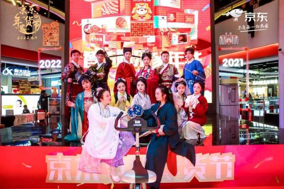 电商走不出低速时代 淘宝京东向左走向右走