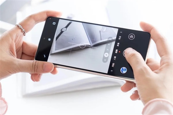 解锁华为Mate X6，折叠机的未来有了新起点