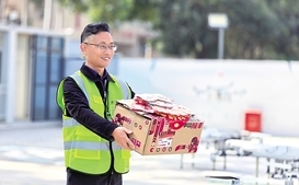 年货“空中来” 无人机飞出新场景