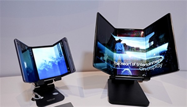 三星欲推 “Galaxy G Fold” 三折叠手机，能否叫板华为？
