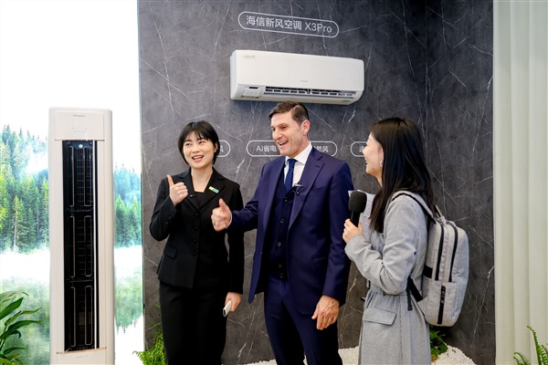 胡剑涌：AI化繁为简，将复杂留给技术，把简单还给生活