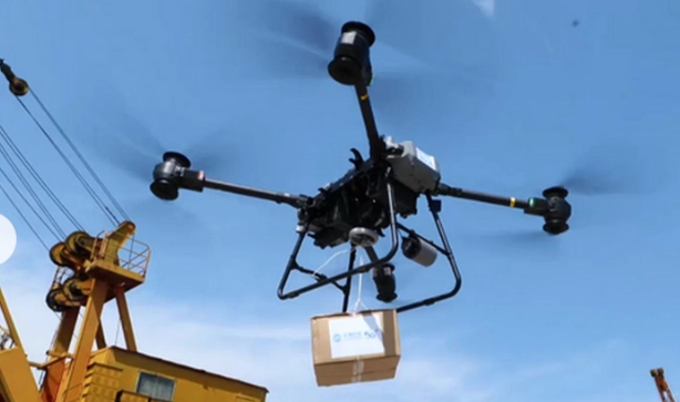 积极探索发展包括低空旅游在内的低空经济场景业态