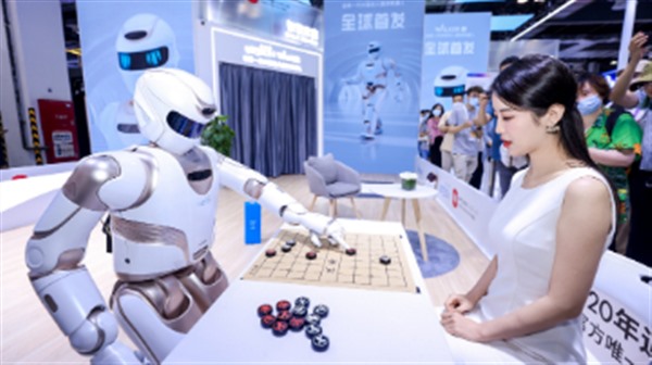 AI驱动城市产业新生态 沈阳人工智能产业园探访记