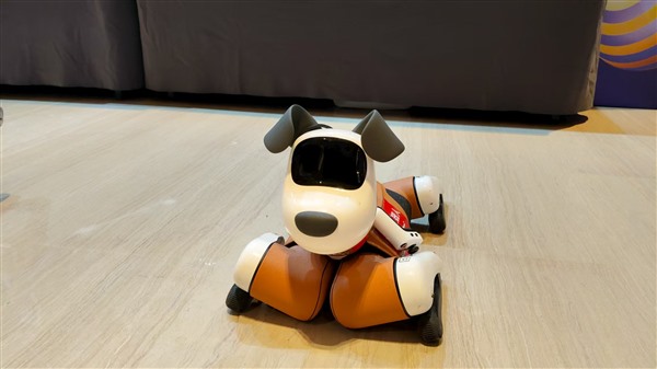 京东集团启动智能机器人产业加速计划