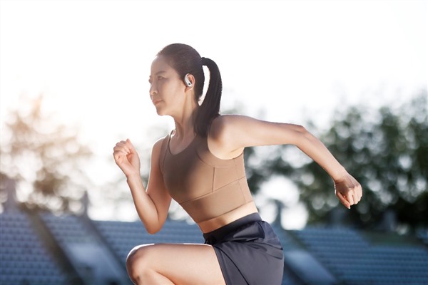 追觅发布双面ITO八电极体脂秤与“铁三”耳机，聚焦运动健康