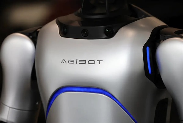 腾讯投资的智元机器人拟明年在港IPO 估值最高500亿港元