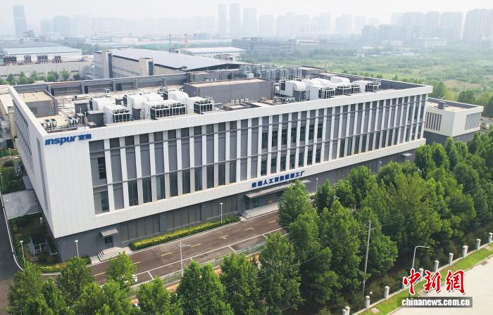 从“手工作坊”变“现代工业” AI模型如何实现规模化量产？