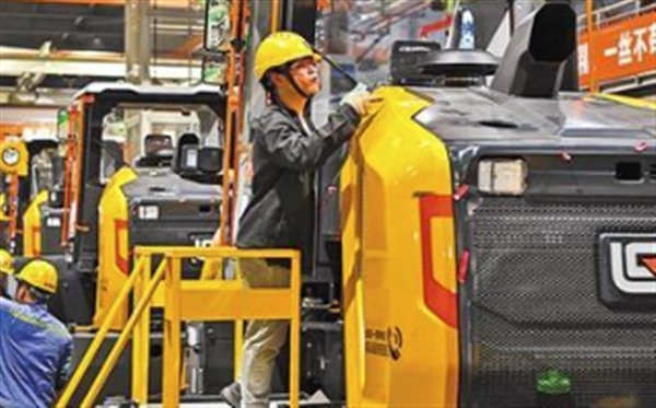 智能化成为机械行业升级新引擎战略性和引领性行业