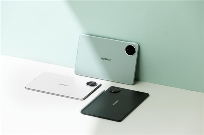 2025年中国消费级智能平板市场的全渠道销量同比增长13.3%