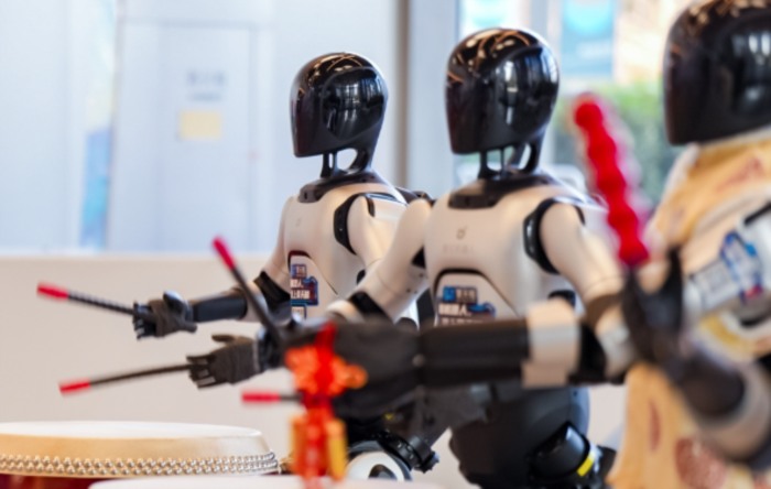 商场活动机器人舞狮表演 机器人租赁市场走热